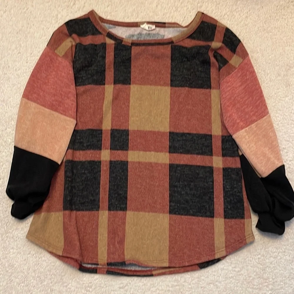 Bibi long sleeve top - Picture 2 of 3